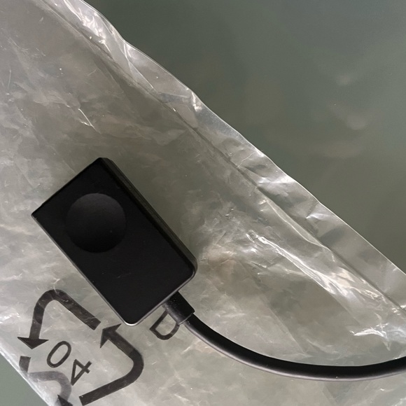 New Original ThinkPad X1 EXTREME 04X6435 SC10A3988 RJ45 Ethernet Cable Adapter - Picture 4 of 7